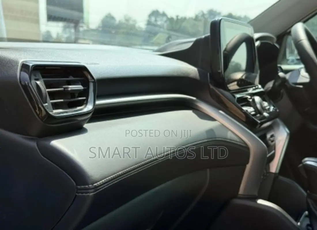 Toyota Urban Cruiser 2025 Gray