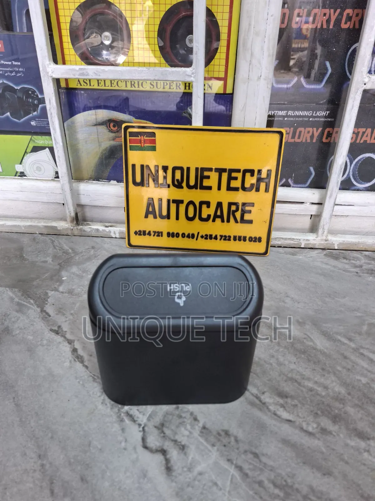 Mini Car Trash Bin With Push Lid | Portable Car Waste Bin