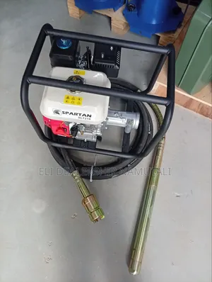 Spartan Petrol Concrete Vibrator Complete With 45mm Poker