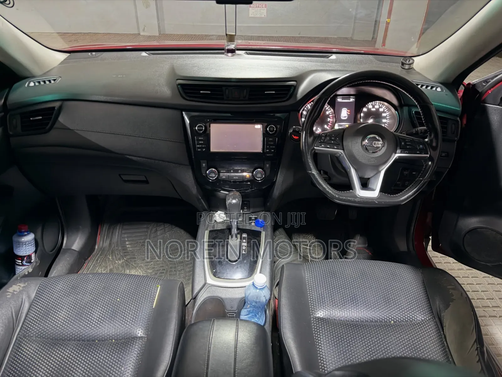 Nissan X-Trail 2.0 Petrol AWD 2016 Red