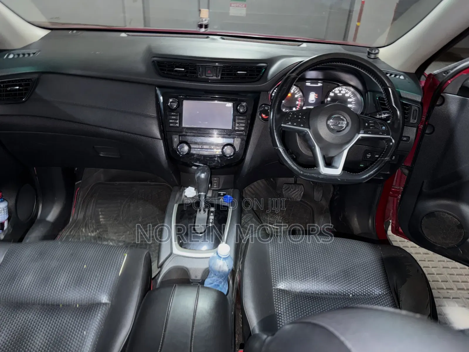 Nissan X-Trail 2.0 Petrol AWD 2016 Red
