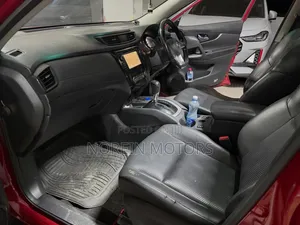 Nissan X-Trail 2.0 Petrol AWD 2016 Red