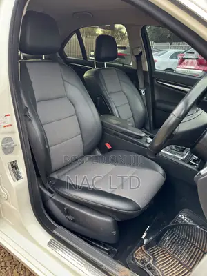 Mercedes-Benz C200 2011 White