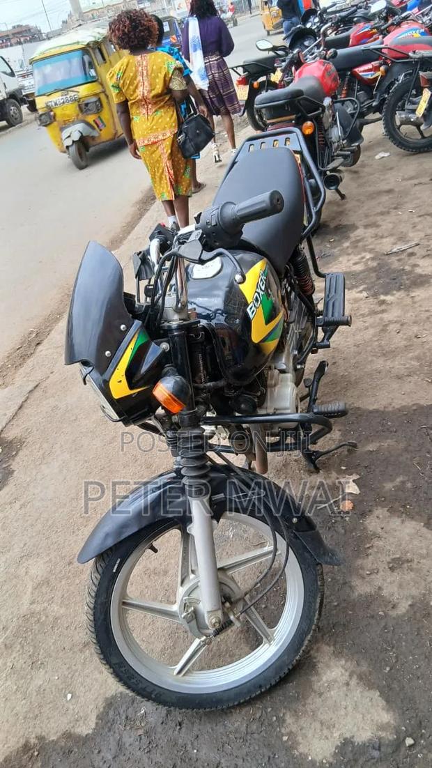 Bajaj Boxer 125 2025 Black - thumbnail 3