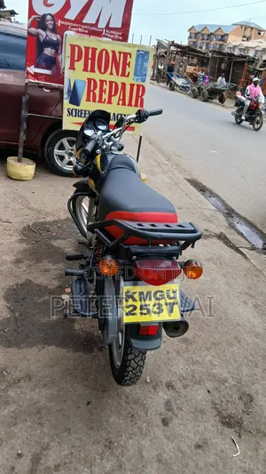 Bajaj Boxer 125 2025 Black