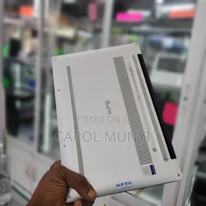 New Laptop Dell XPS 13 9370 8GB Intel Core i5 SSD 256GB