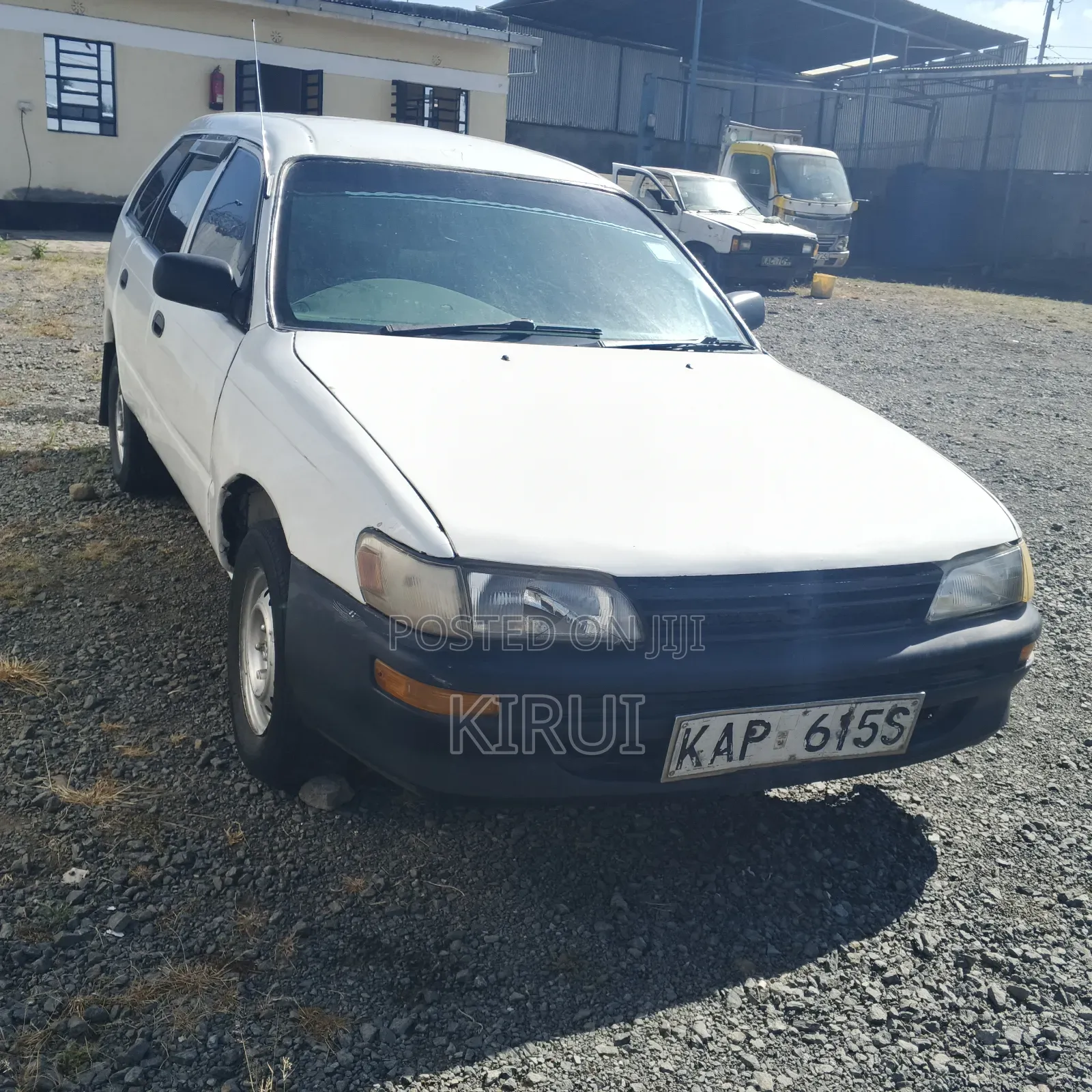 Toyota Corolla 2001 White