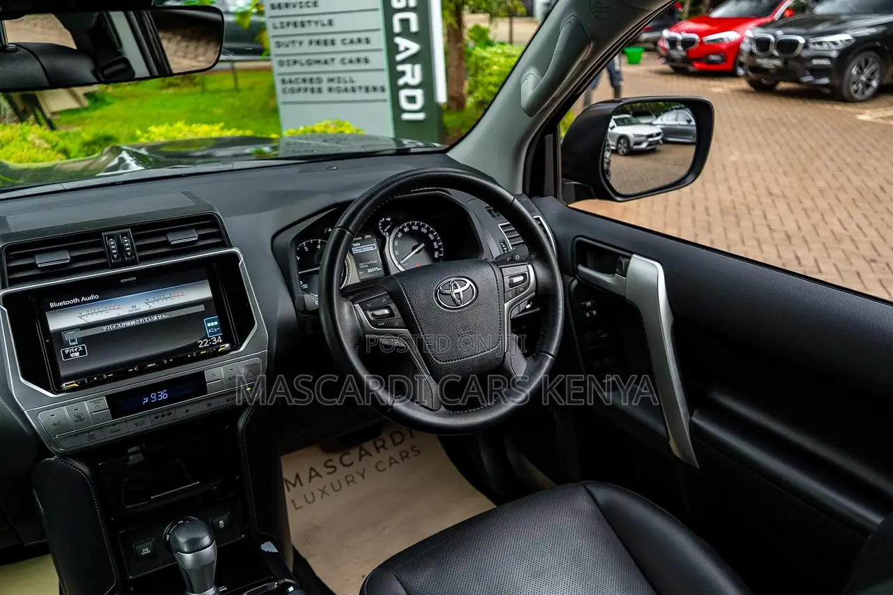Toyota Land Cruiser Prado 2.7 2020 Black