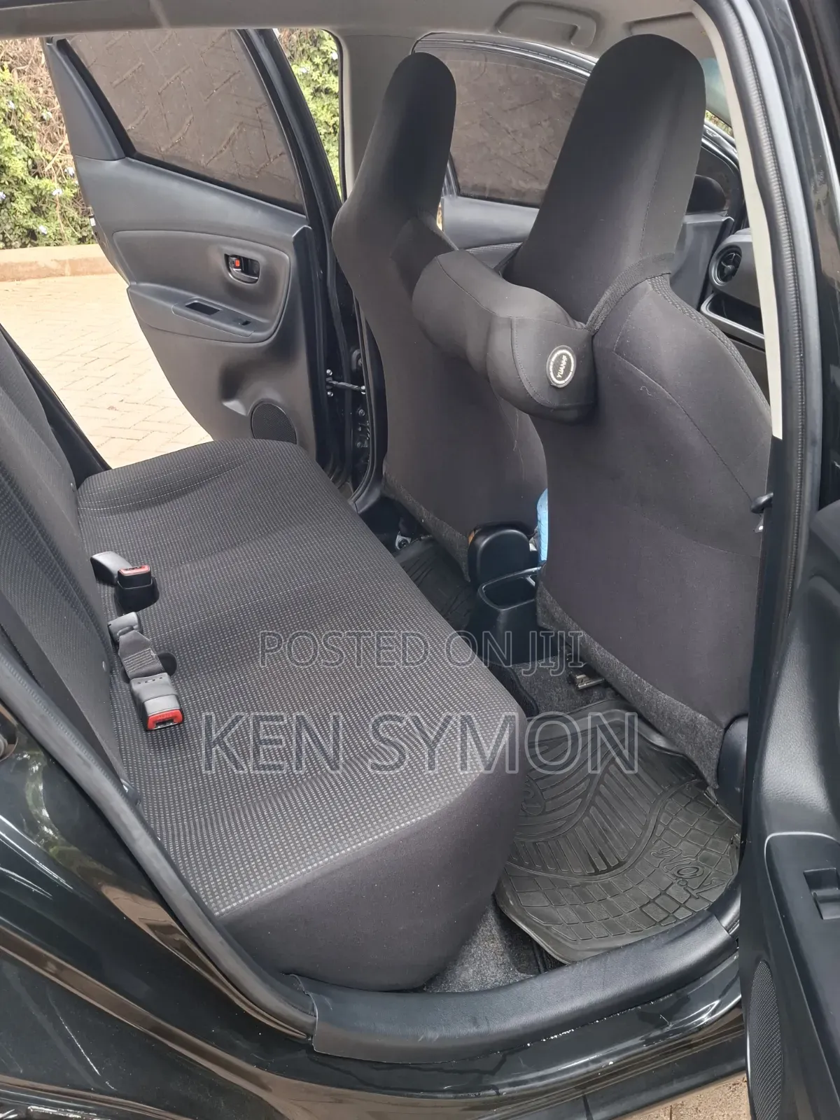 Toyota Vitz 1.3 FWD 5dr 2018 Black