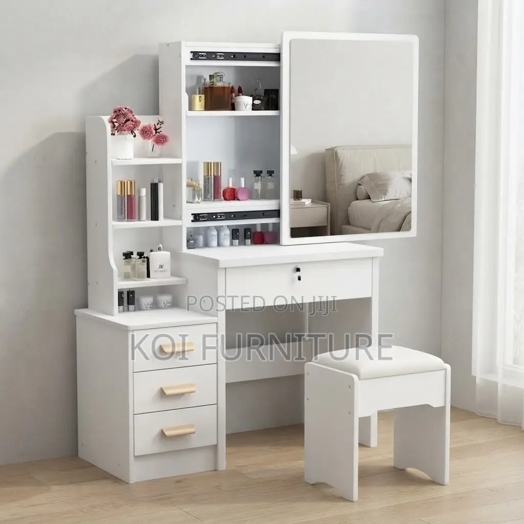 Dressers; Dressing Room Vanity Set With Make Up Drawer