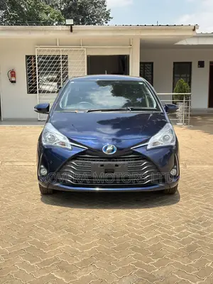 Toyota Vitz 2019 Blue