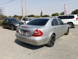 Mercedes-Benz E200 2003 Silver