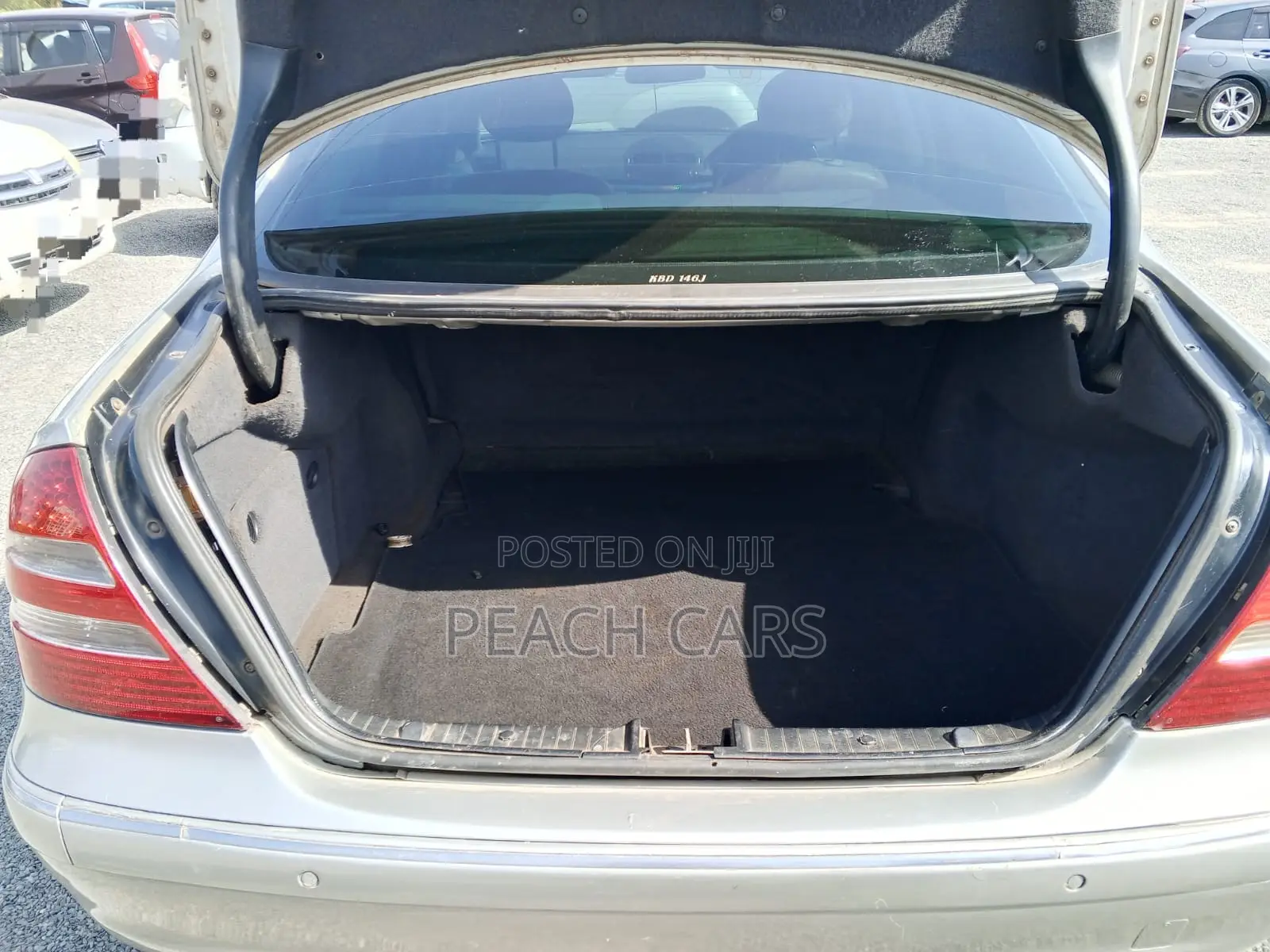 Mercedes-Benz E200 2003 Silver