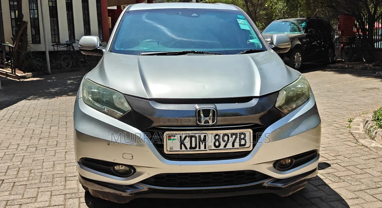 Honda Vezel 2016 Silver