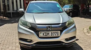Honda Vezel 2016 Silver