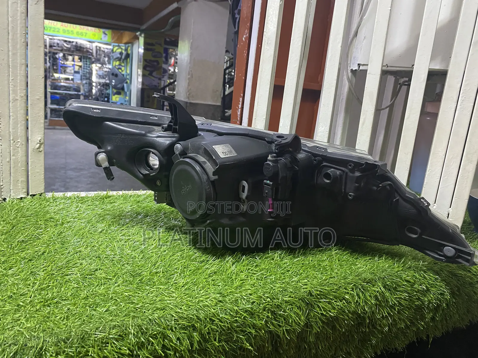 Headlight Auris 2015 Non