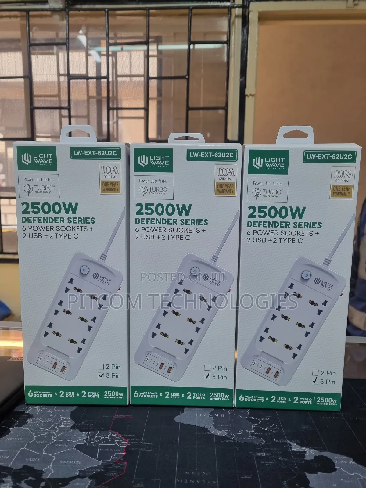 Light Wave 2500W 6 Ways Defender Series Power Extension