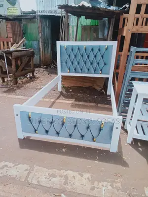 5x6 Sky Blue Tufted Mocket Bed With Gold Accents