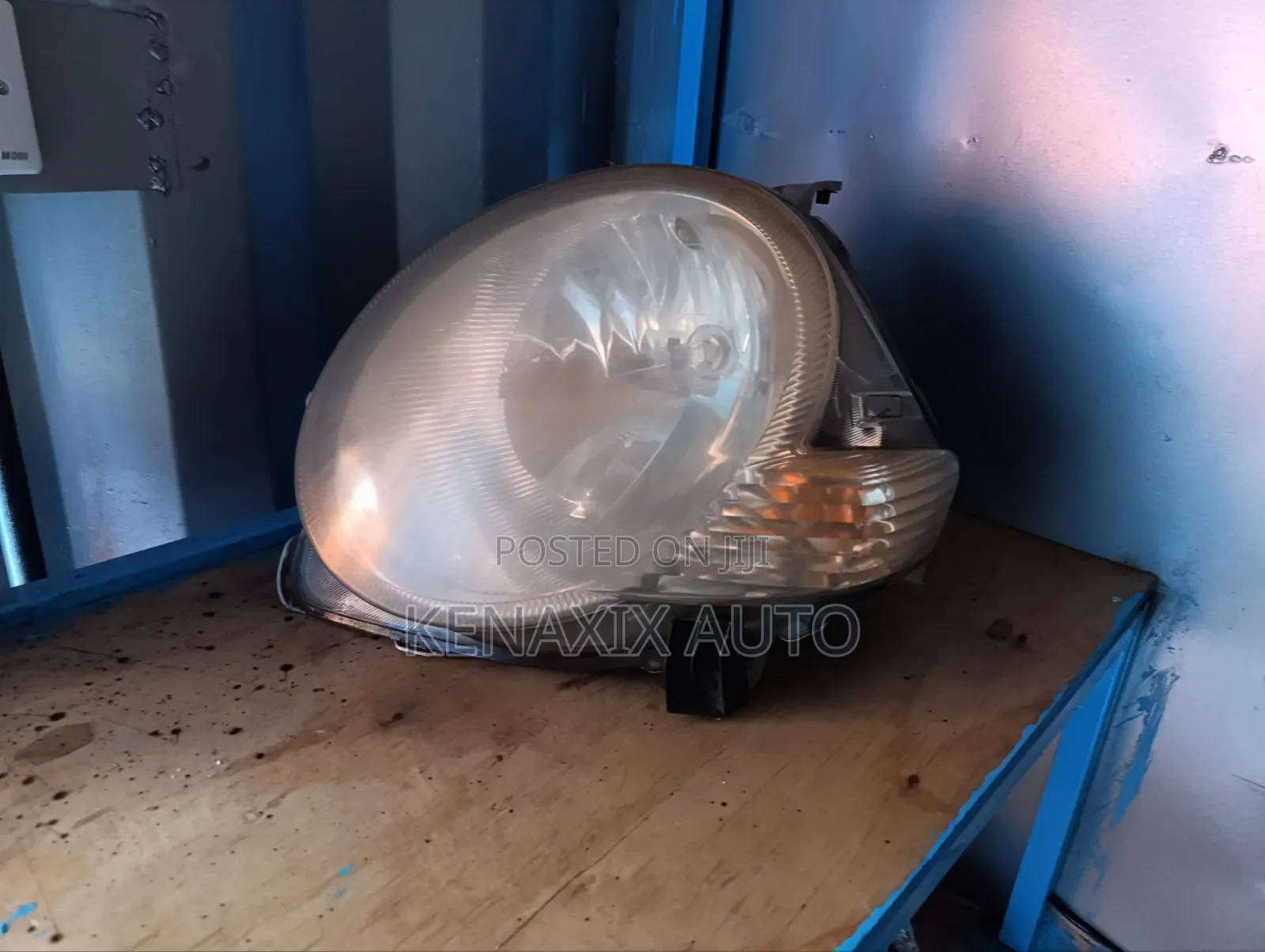 Sienta 2010 Non Xenon Headlight