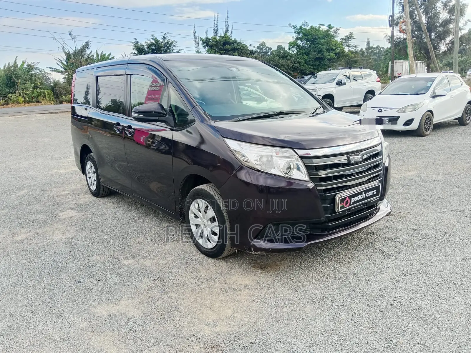 Toyota Noah 2017 Black