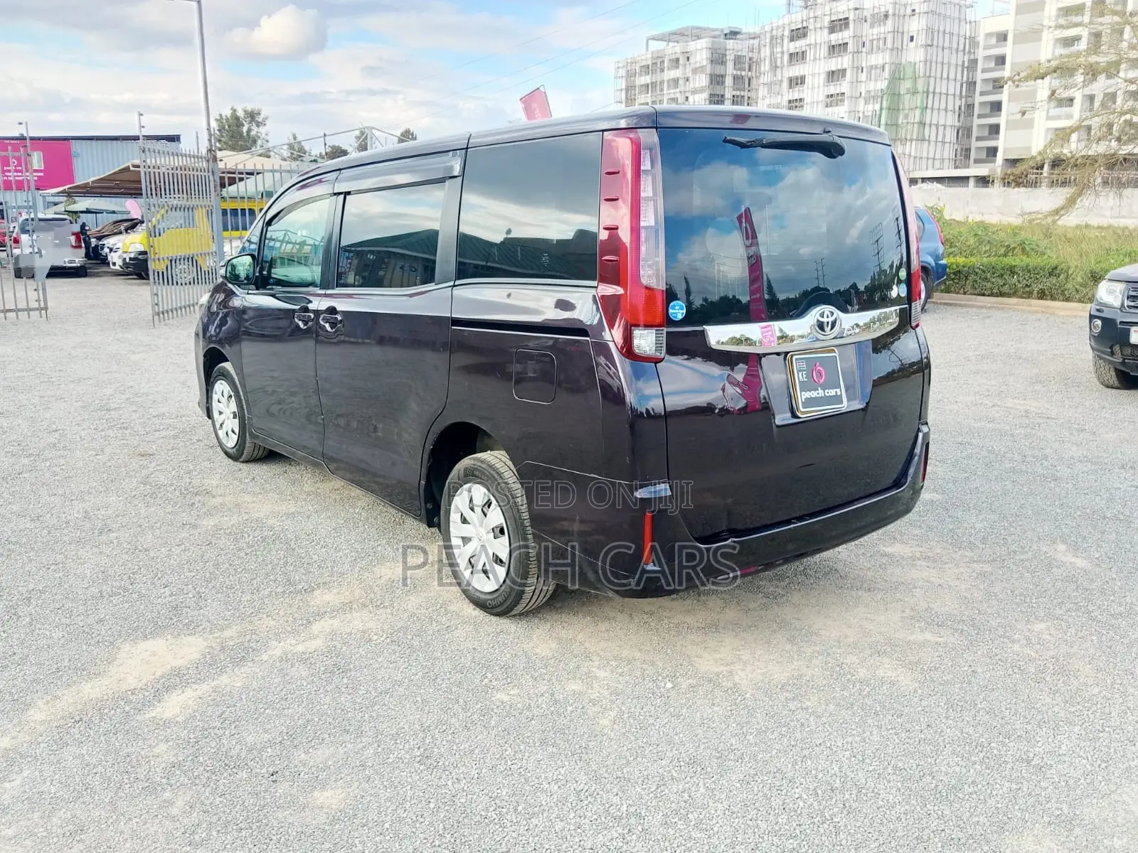 Toyota Noah 2017 Black