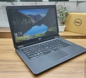 Laptop Dell Latitude 7450 8GB Intel Core i5 SSD 256GB
