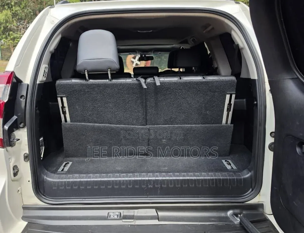 Toyota Land Cruiser Prado 2014 Ivory
