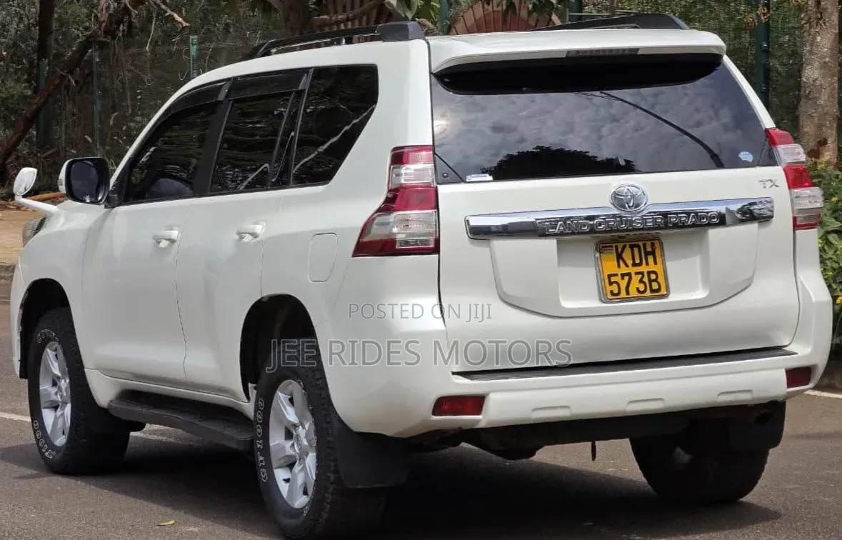 Toyota Land Cruiser Prado 2014 Ivory