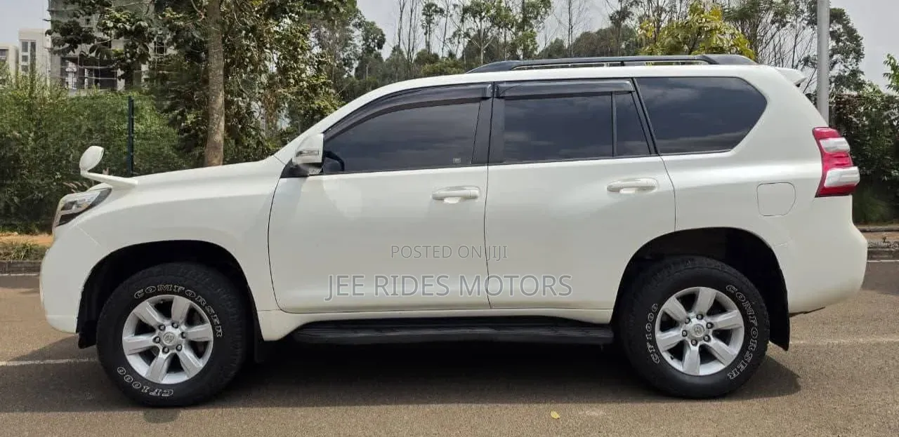 Toyota Land Cruiser Prado 2014 Ivory
