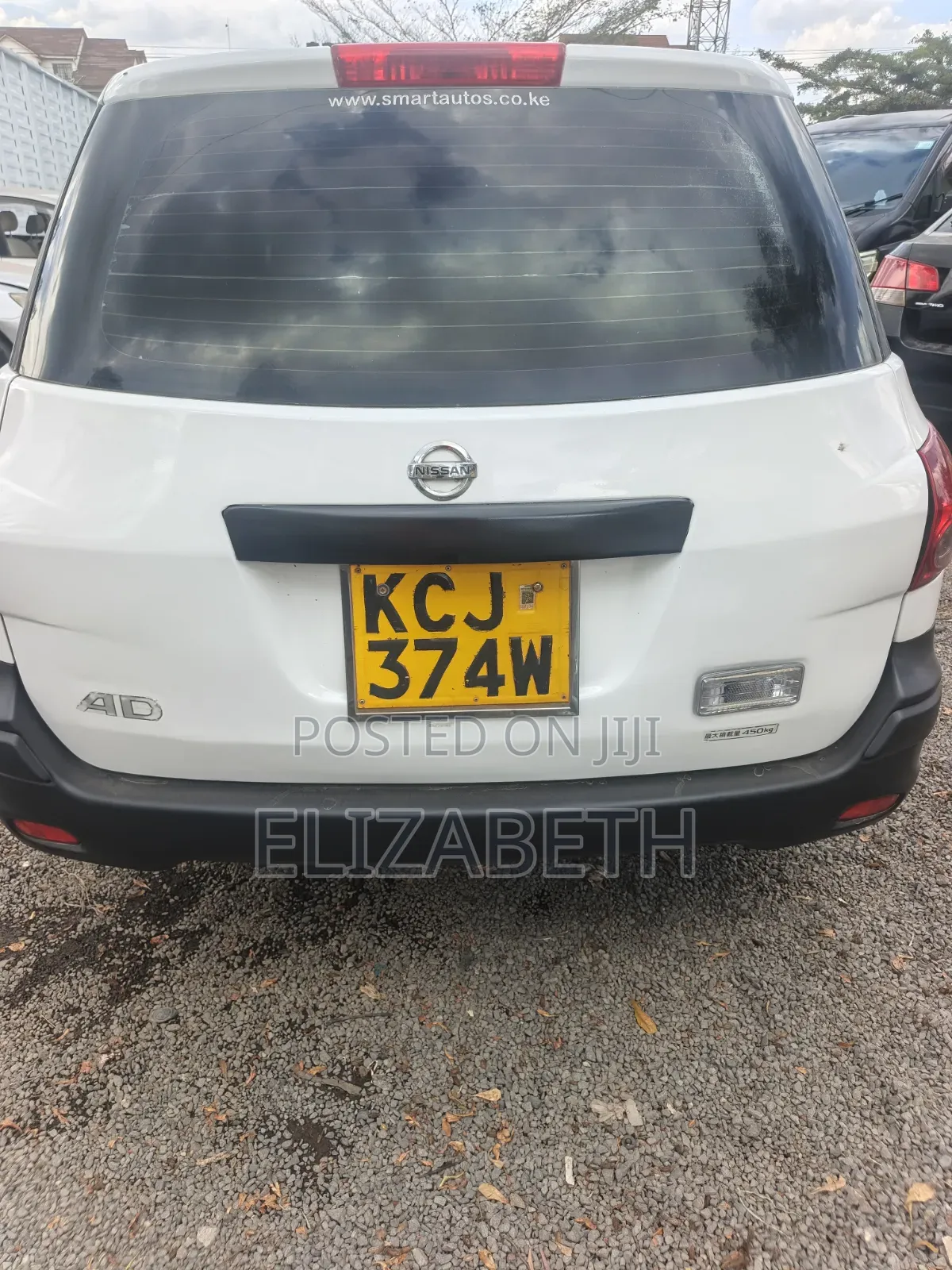 Nissan Advan 2009 White