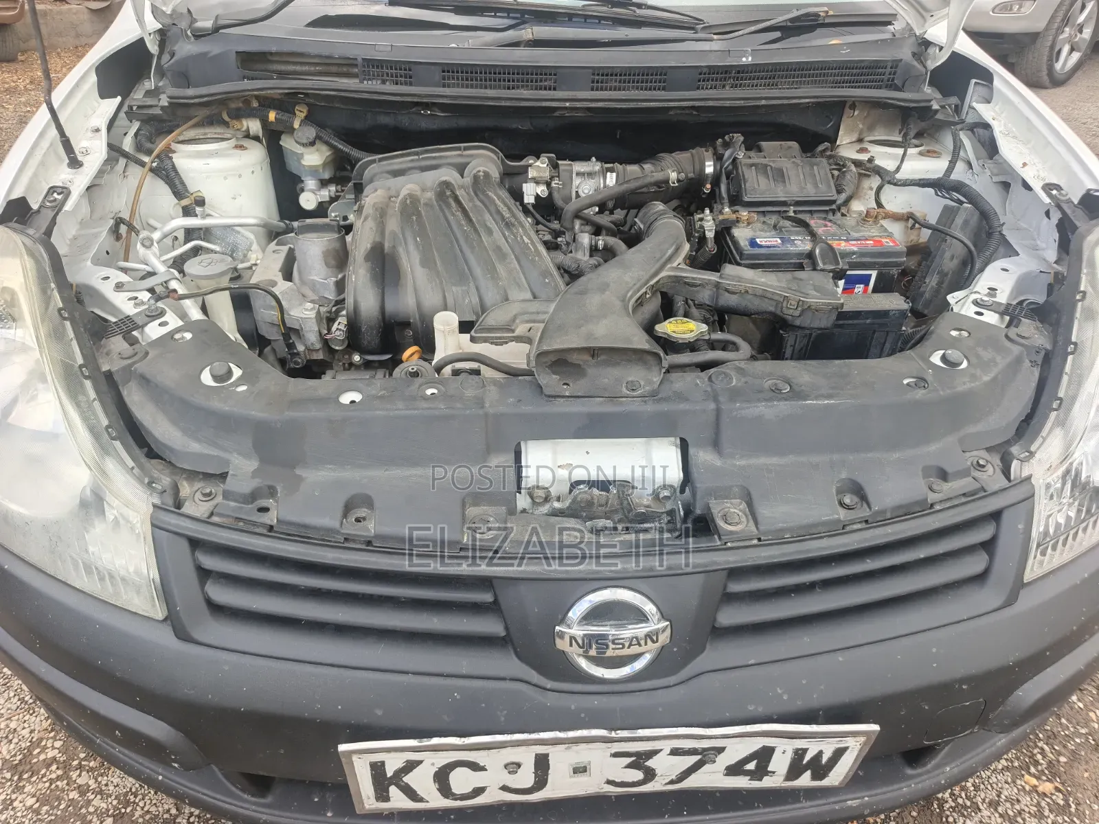 Nissan Advan 2009 White