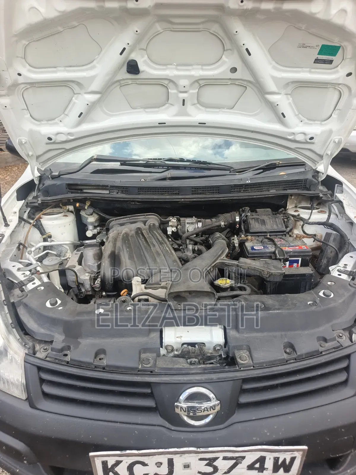 Nissan Advan 2009 White