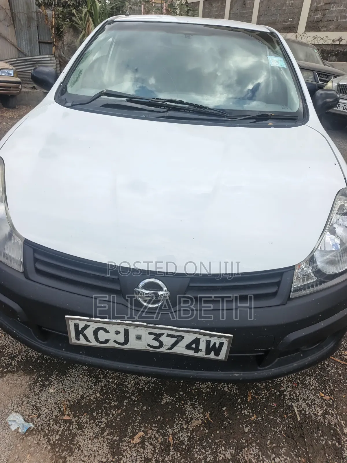 Nissan Advan 2009 White