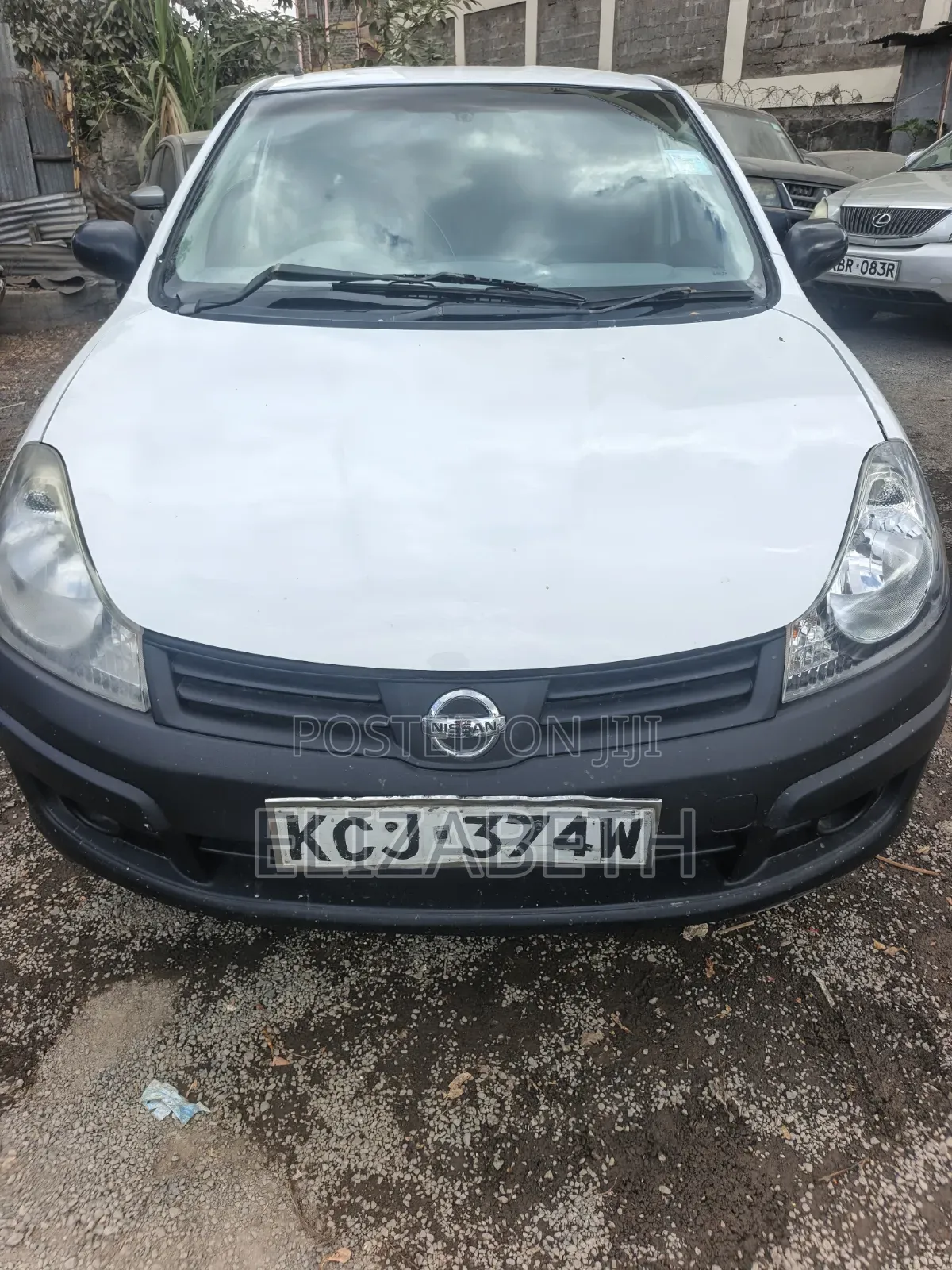 Nissan Advan 2009 White