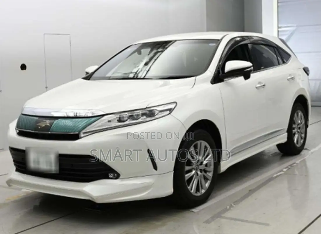 Toyota Harrier 2.0 2019 Off white