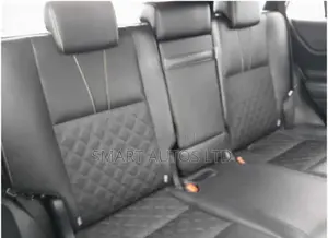 Toyota Harrier 2.0 2019 Off white