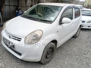Toyota Passo 2012 White