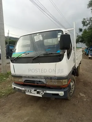 Mitsubishi Canter 2004 White