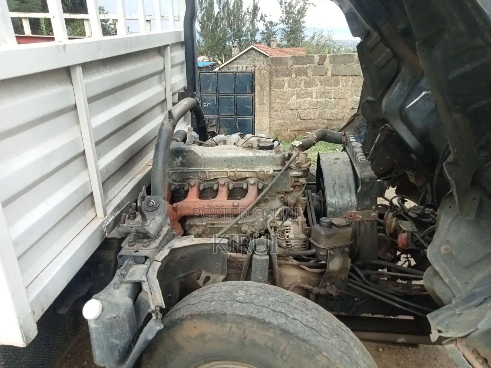 Mitsubishi Canter 2004 White