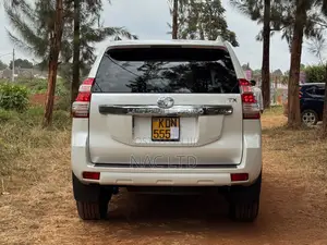 Toyota Land Cruiser Prado 2.8 D-4D 2016 White