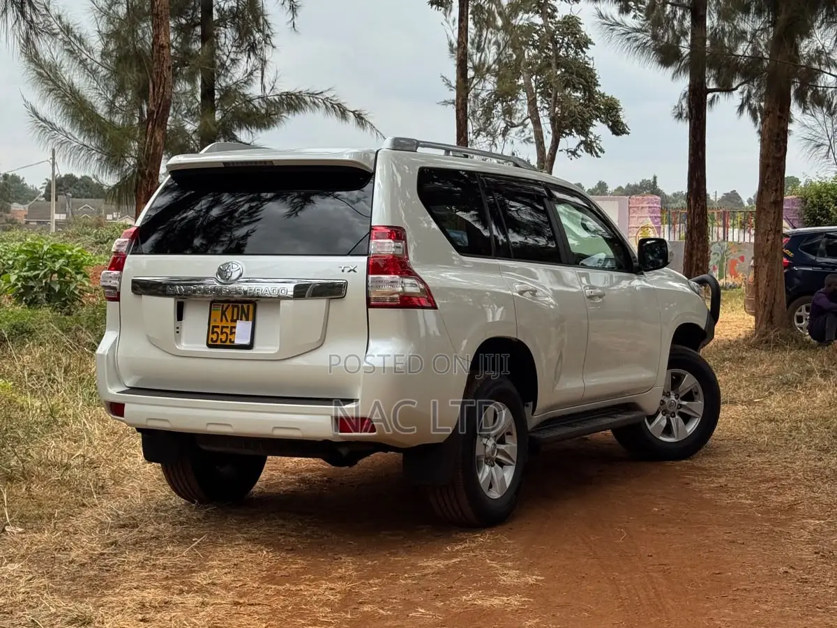 Toyota Land Cruiser Prado 2.8 D-4D 2016 White