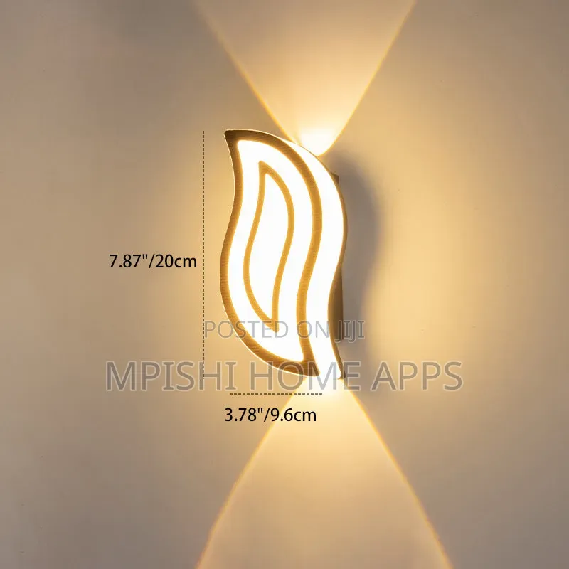 Oval Leaf LED Wall Light