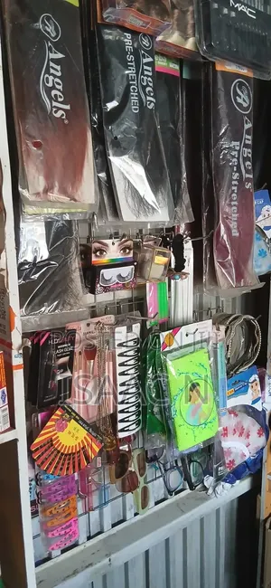 Cosmetic Beauty Shop