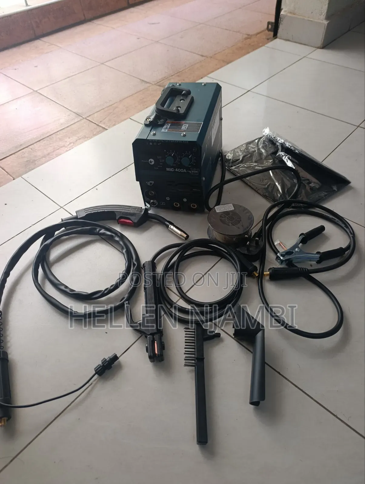 Makita MIG-400A 400A Inverter Welding Machine – MIG/MMA 1KG Wire