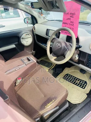 Toyota Passo 2014 Pink