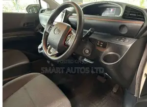 Toyota Sienta 2019 Pearl