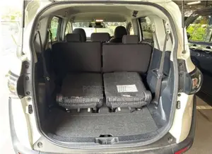 Toyota Sienta 2019 Pearl