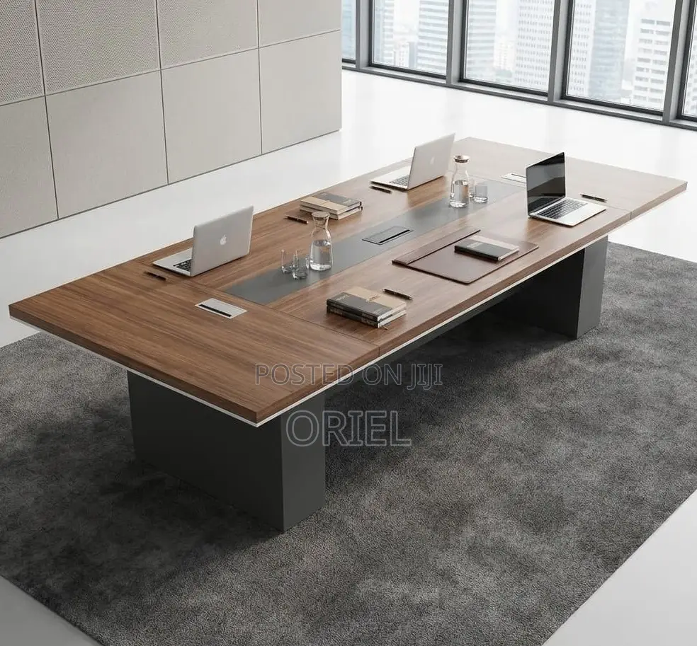 Modern 2400mm Boardroomtable