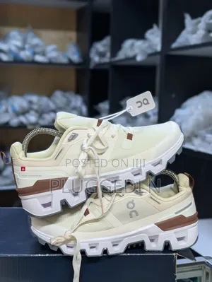 Cloudwander Waterproof Sneakers