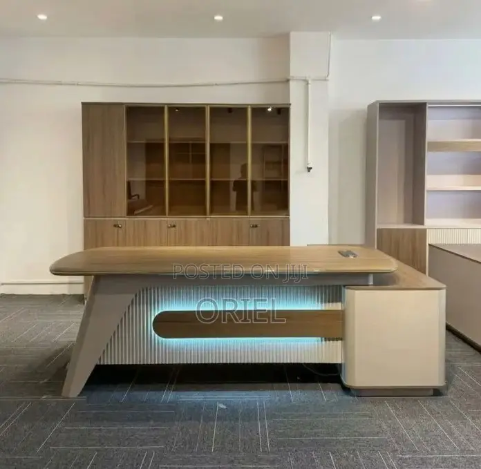 Imported Modern 1800mm Desk
